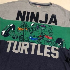 In stock again — Ninja Turtles sweatshirt XL